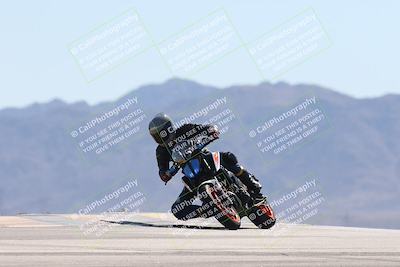 media/Oct-13-2025-Moto Forza (Mon) [[a66d839500]]/3-B Group/Session 4 (Turn 9)/
